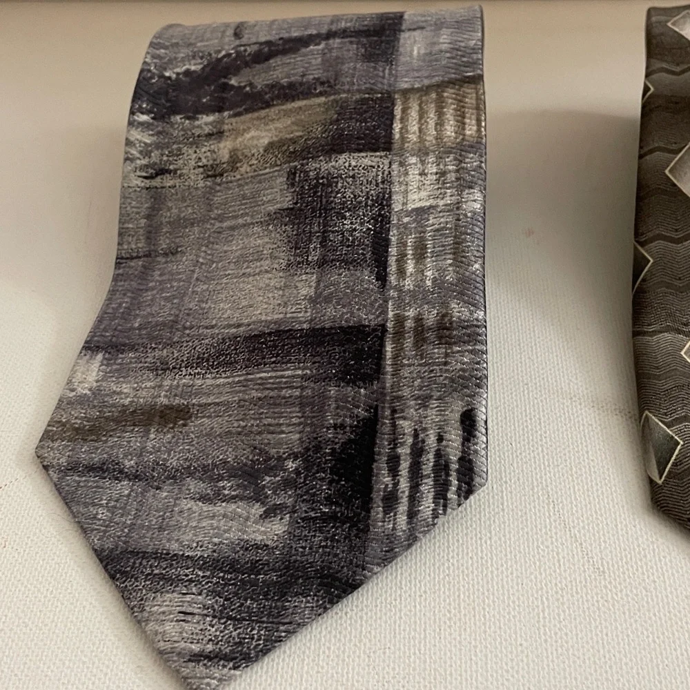 Pierre Cardin set of 2 Gray diamonds and abstract Patterned Ties 100% silk 4x58